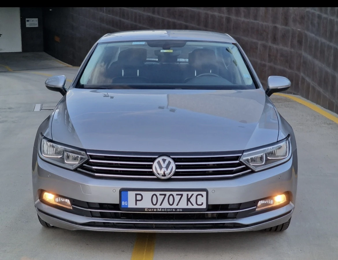 VW Passat 1.6TDI* NAVI* AVTOMAT* DISTRONIC*  - изображение 2