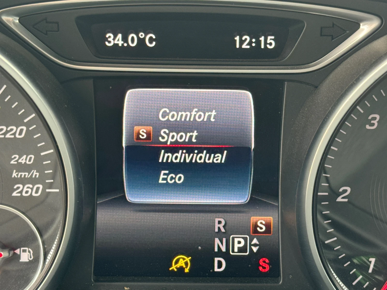 Mercedes-Benz CLA 220 AMG PACKAGE  | Mobile.bg — изображение 13