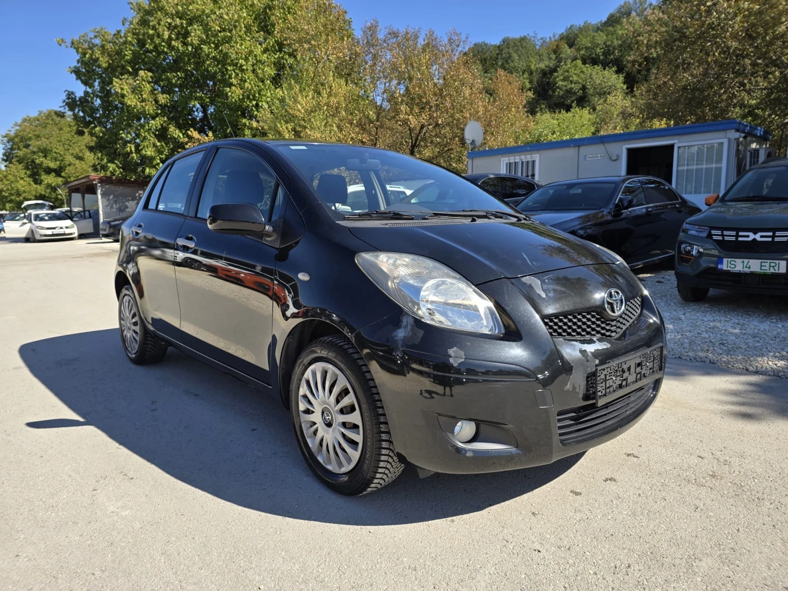 Toyota Yaris 1.0Бензин - 70к.с. - изображение 2