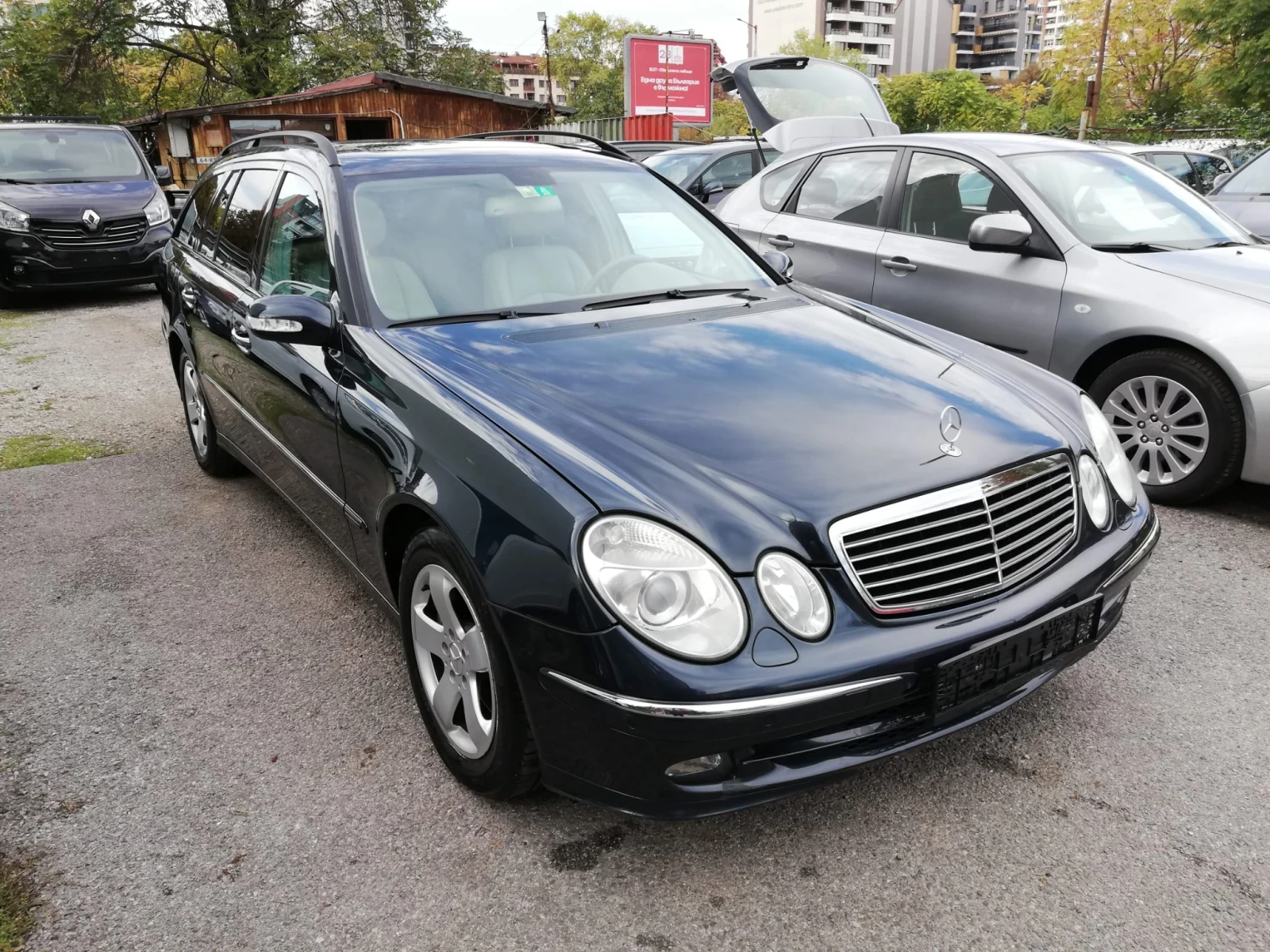 Mercedes-Benz E 350 3.5 i АВТОМАТИК - изображение 2