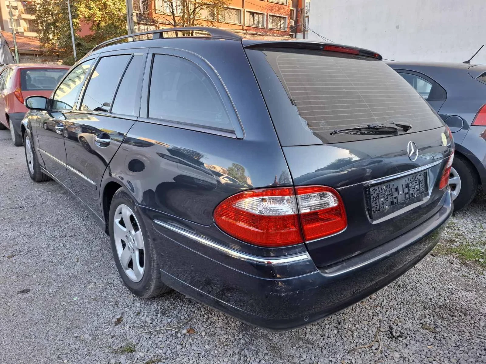 Mercedes-Benz E 350 3.5 i АВТОМАТИК - изображение 5