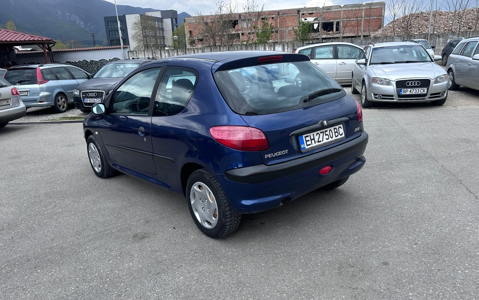 Peugeot 206 1.4i  - КЛИМАТИК  - изображение 7