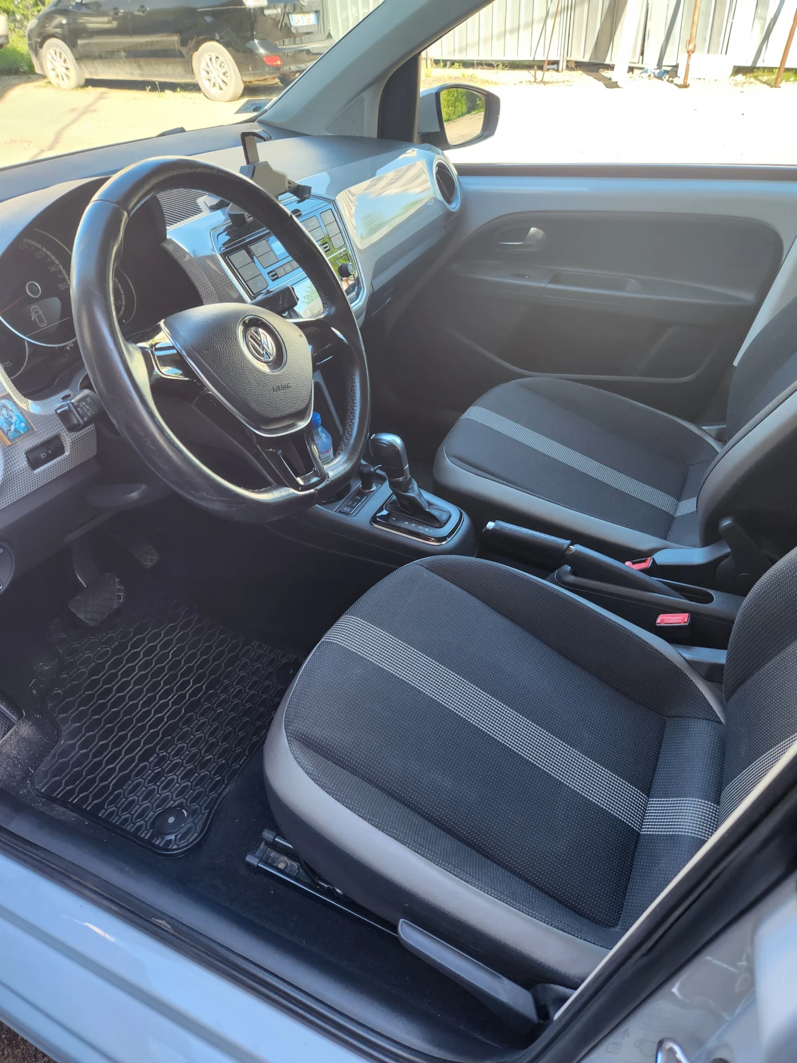 VW Up  - изображение 5