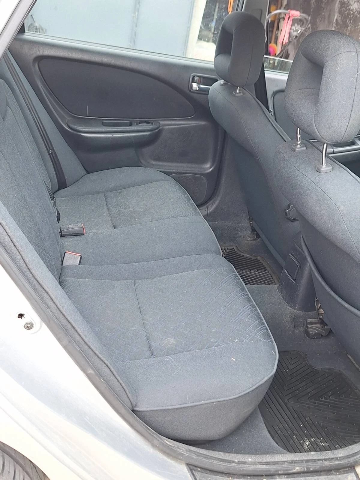Toyota Avensis  - изображение 2