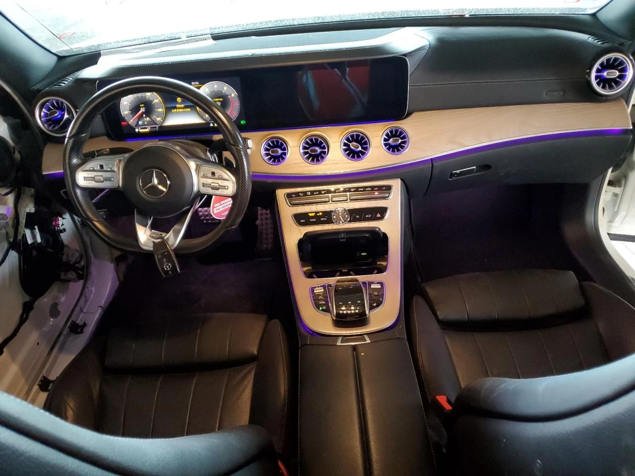 Mercedes-Benz E 450 AMG* Burmester* Дигит. табло* Амбиент - изображение 8