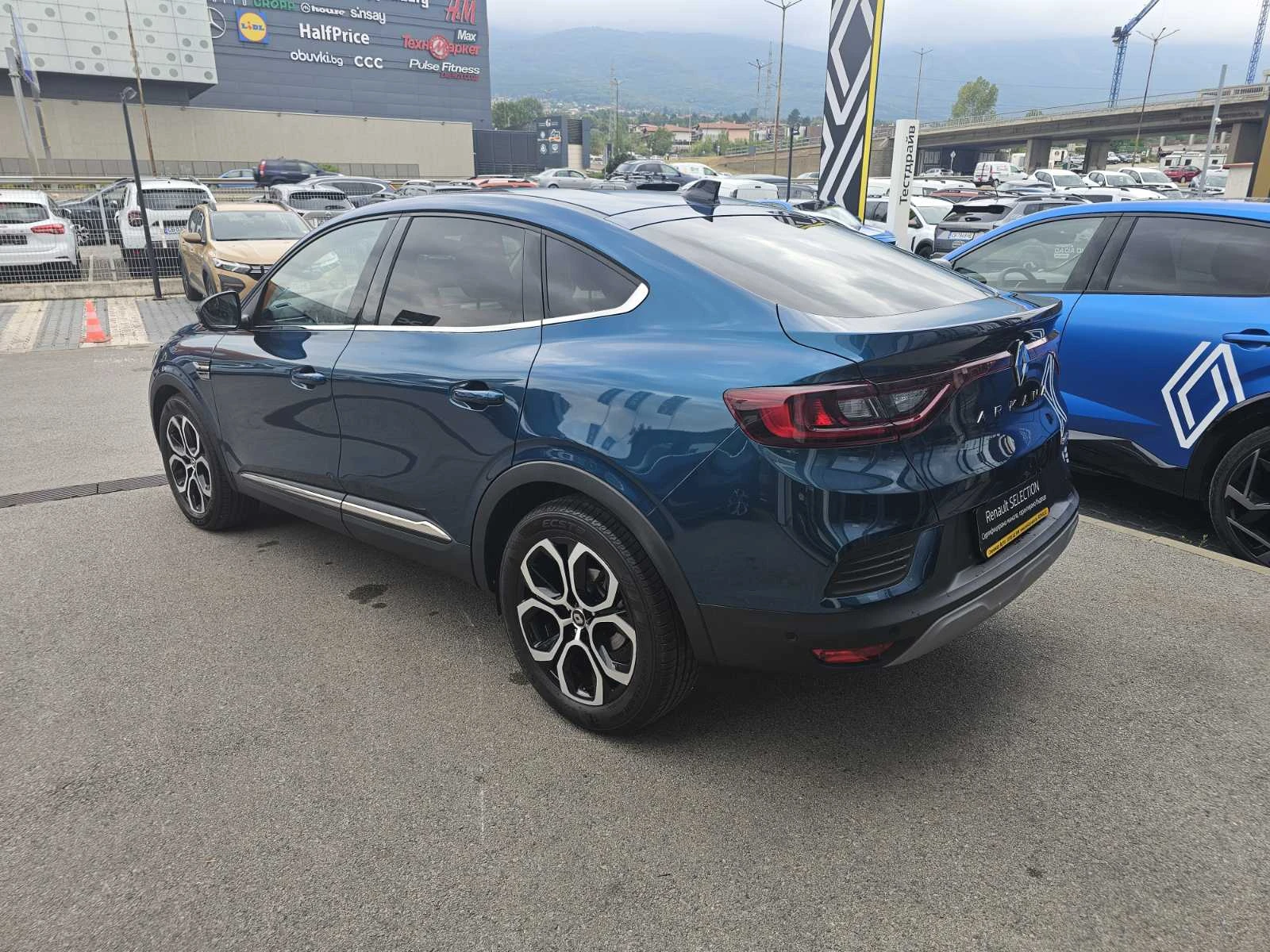 Renault Arkana E-TECH 1.6 Tce 95 S&S - изображение 3