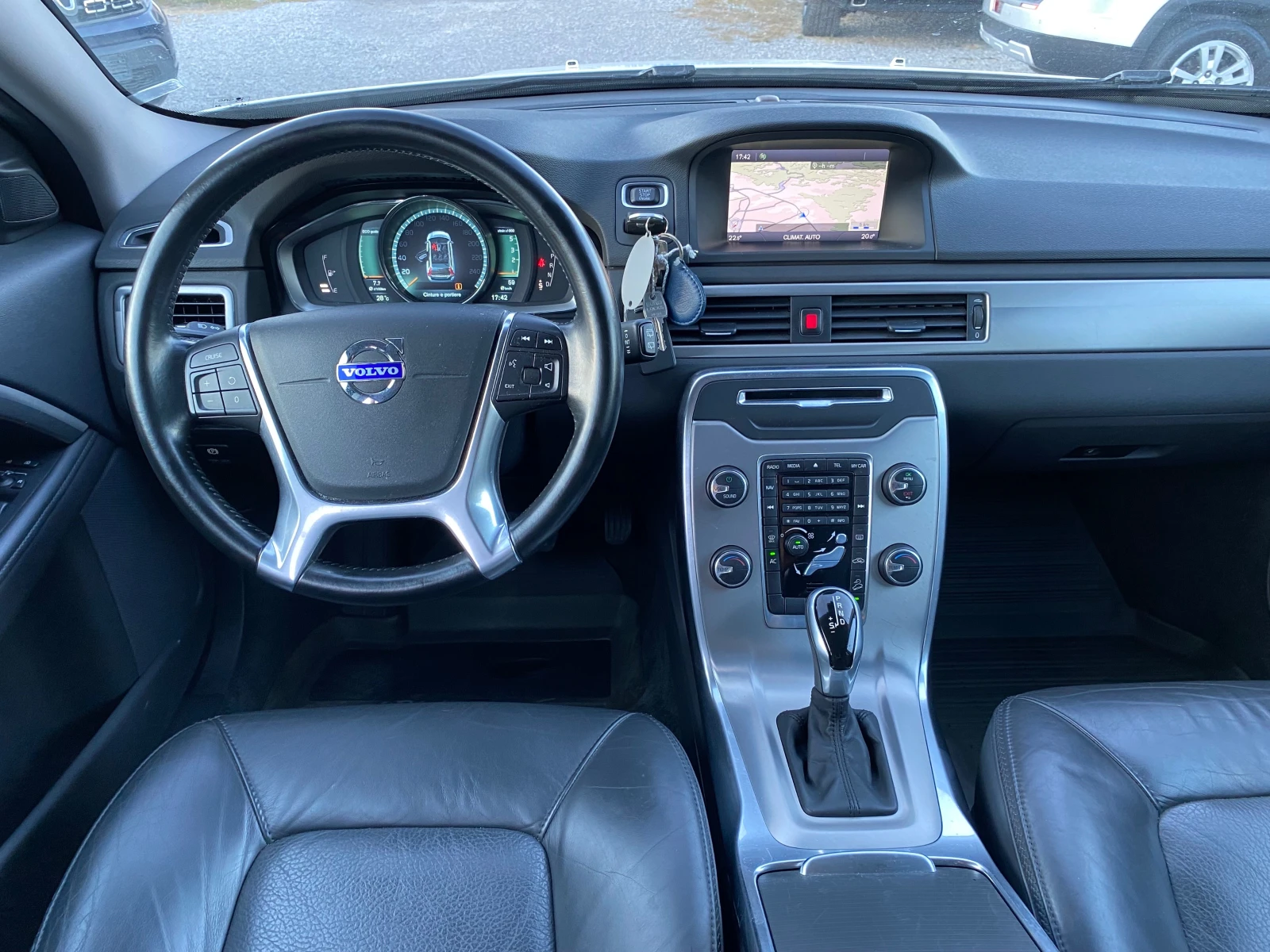 Volvo Xc70 D 4 MOMENTUM | Mobile.bg   13