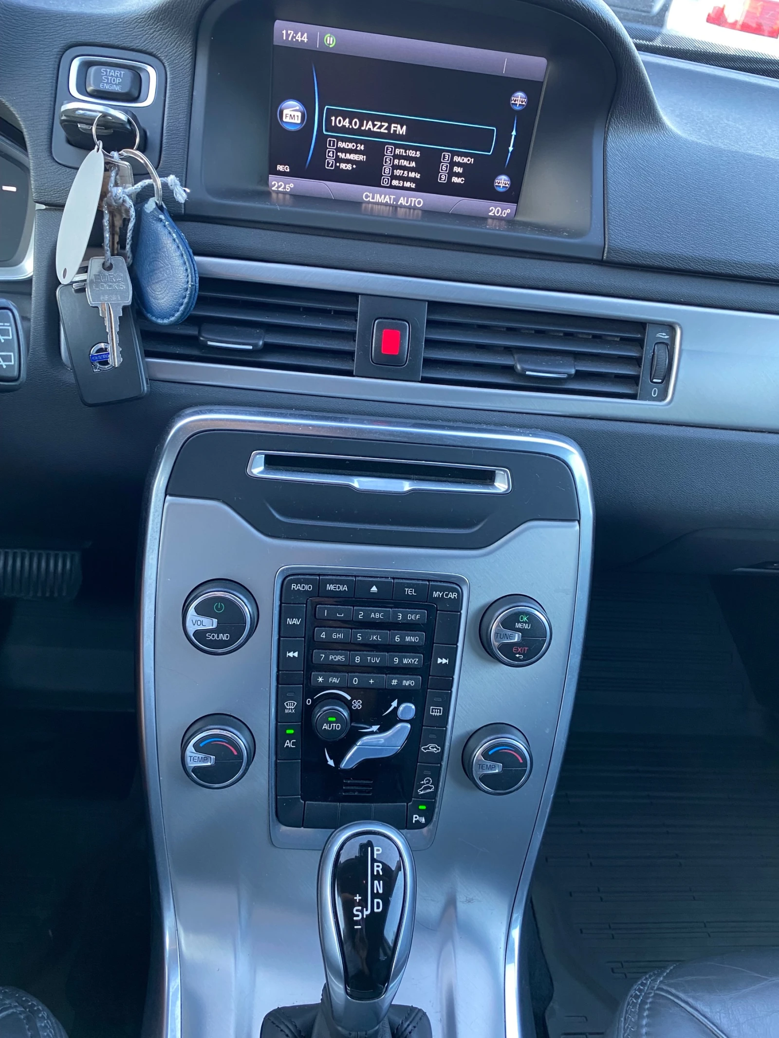 Volvo Xc70 D 4 MOMENTUM | Mobile.bg   16