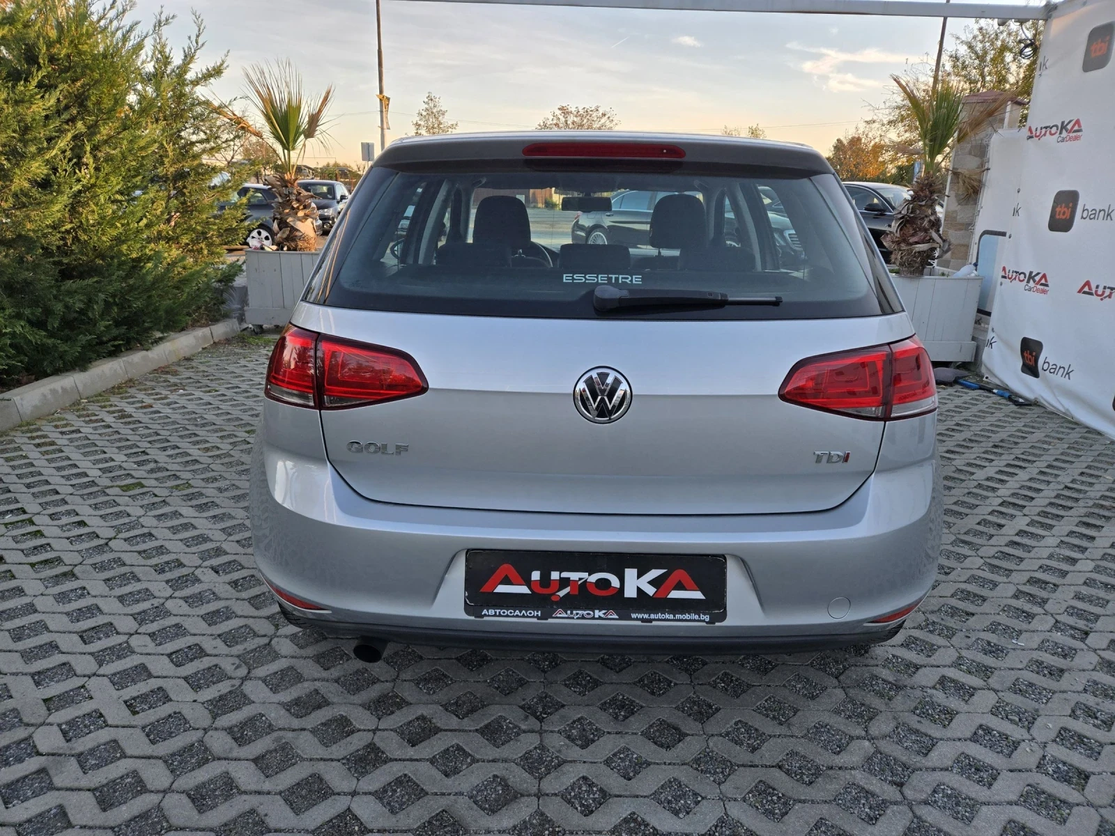 VW Golf 7= 1.6TDI-110kc= АВТОМАТ* DSG* = BLUEMOTION - изображение 4