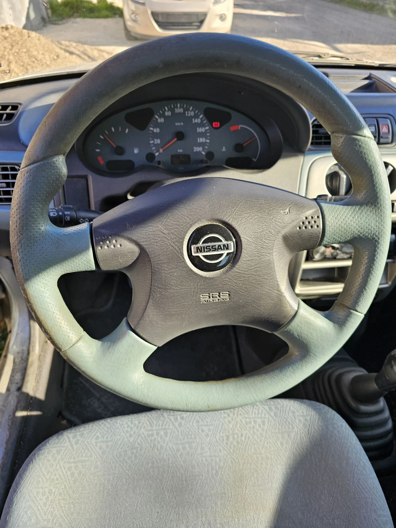 Nissan Micra  - изображение 5