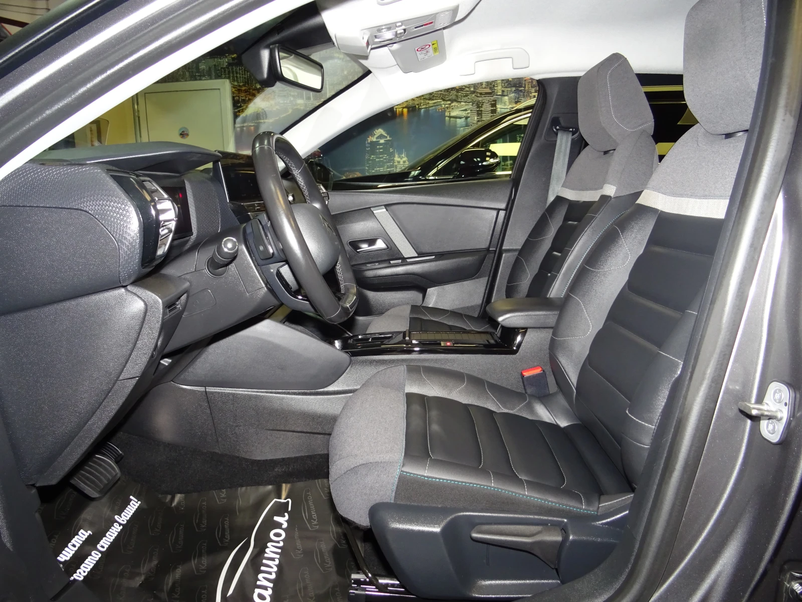 Citroen C4 1.5 BLUE HDI SHINE EAT8 131 - изображение 7