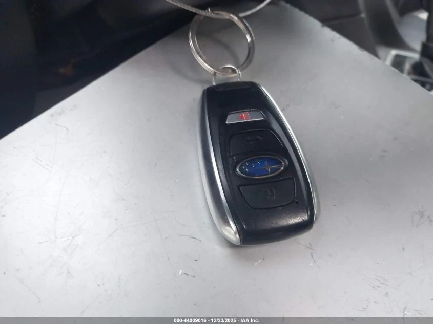 Subaru Crosstrek LIMITED * ������ ����* CARFAX | Mobile.bg � ����������� 11