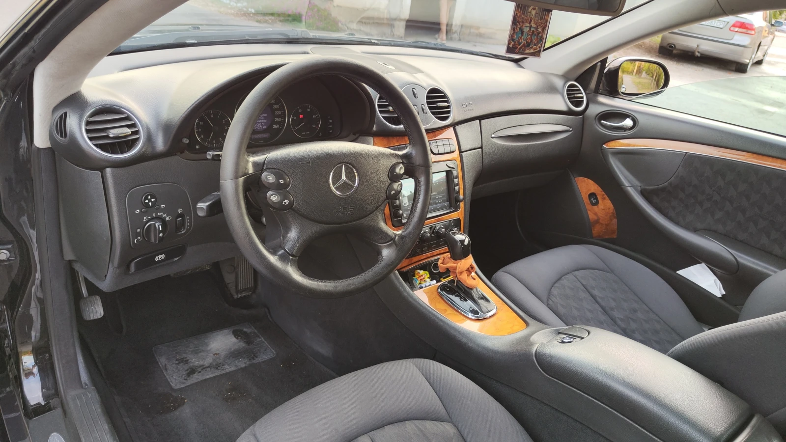 Mercedes-Benz CLK 270 - изображение 7