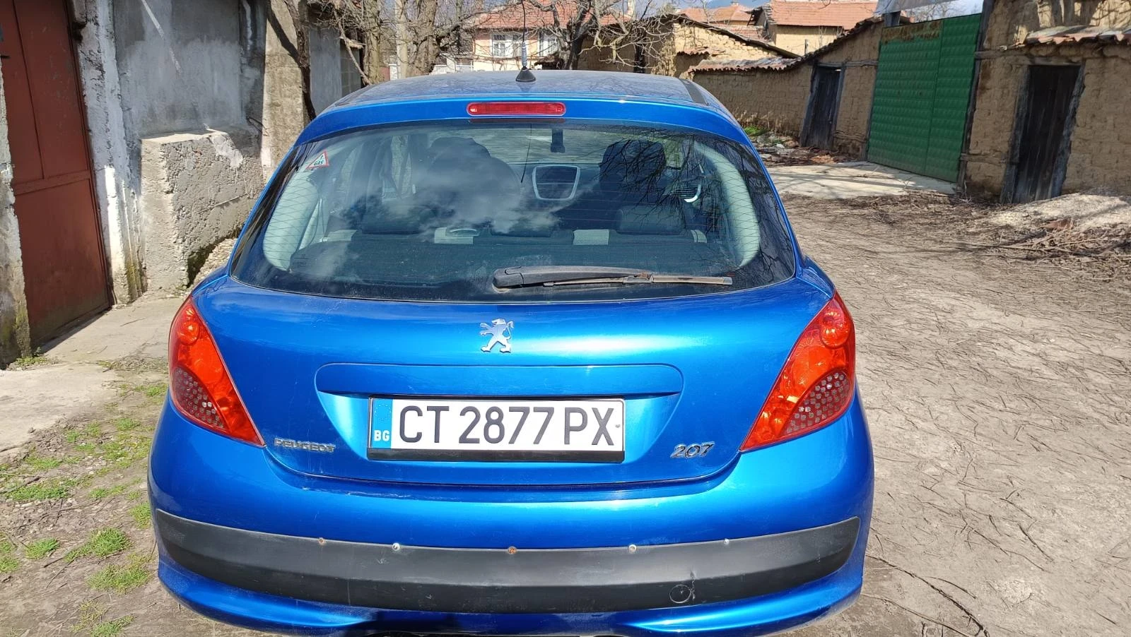 Peugeot 207 Седан, снимка 5 - Автомобили и джипове - 53734567