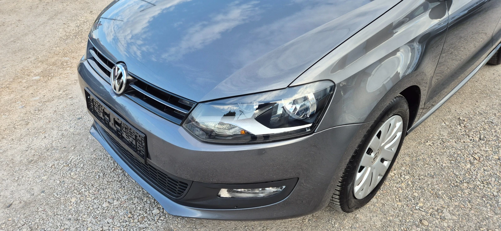 VW Polo 1.2i 90000км, снимка 9 - Автомобили и джипове - 53978095