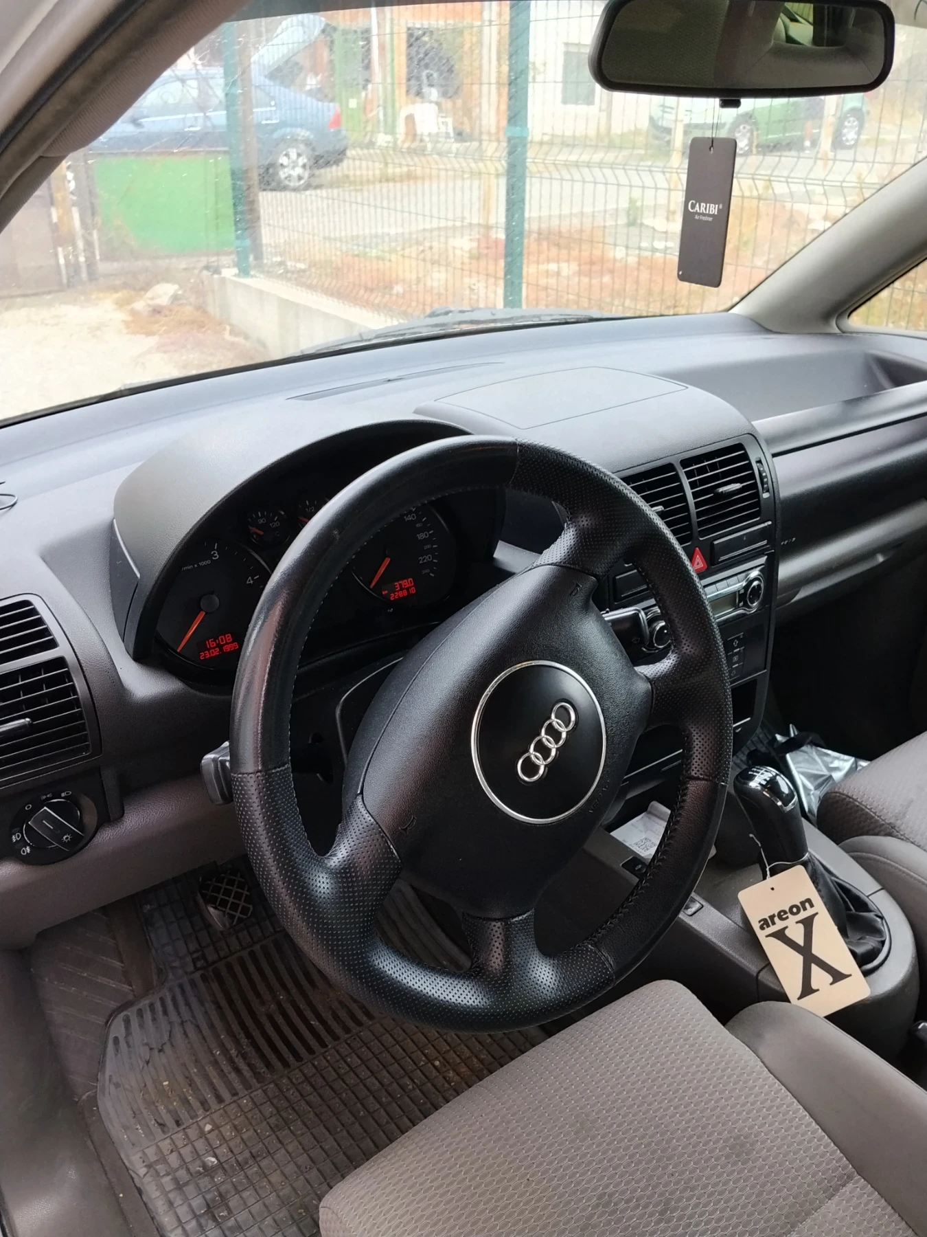 Audi A2, снимка 6 - Автомобили и джипове - 54153243