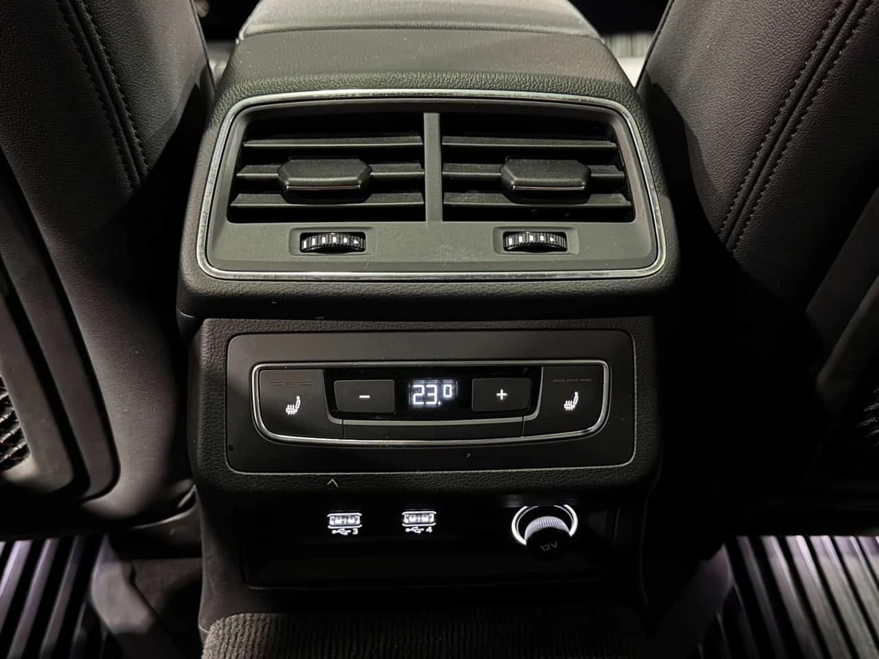 Audi A6 * quattro Premium * CARFAX * ЦЕНА ДО БГ, снимка 17 - Автомобили и джипове - 54424993