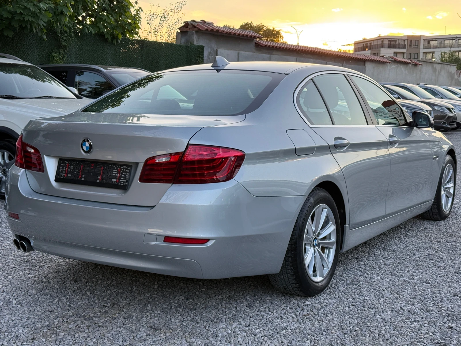 BMW 520 D/184hp/Face/Седан/Обслужена Вериги+ Лагери+ Турбо, снимка 7 - Автомобили и джипове - 54556371