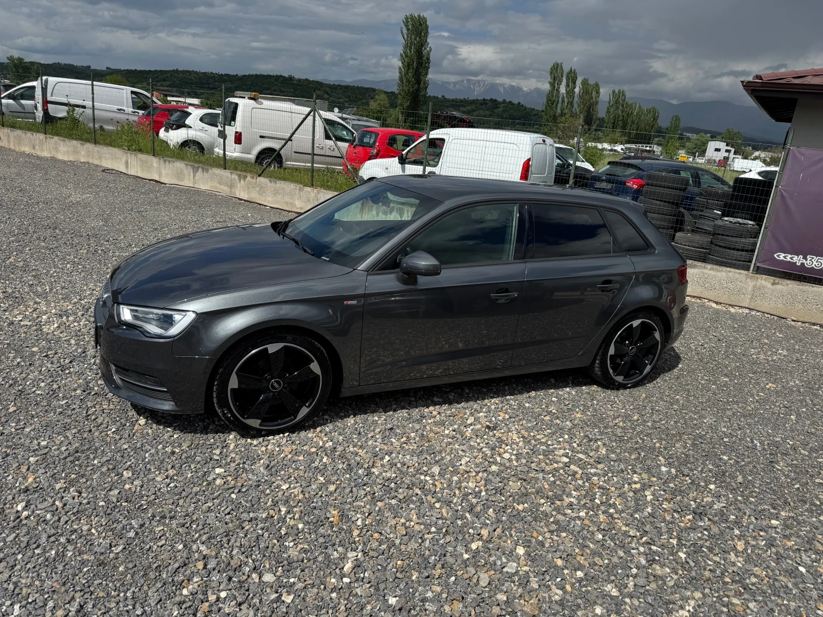 Audi A3 1.6 TDI * AUTOMATIC * S LINE * , снимка 4 - Автомобили и джипове - 54574603