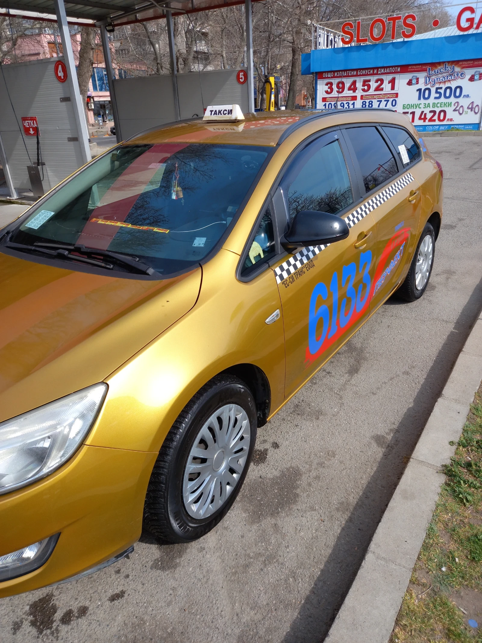 Opel Astra, снимка 8 - Автомобили и джипове - 54663874