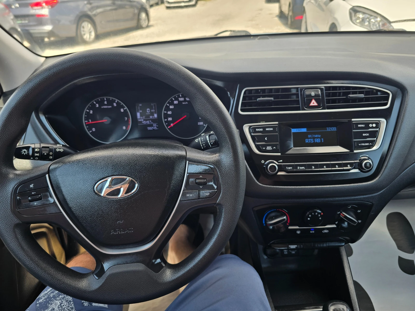 Hyundai I20 1.2i-85k.c-EURO-6-FACE | Mobile.bg � ����������� 12