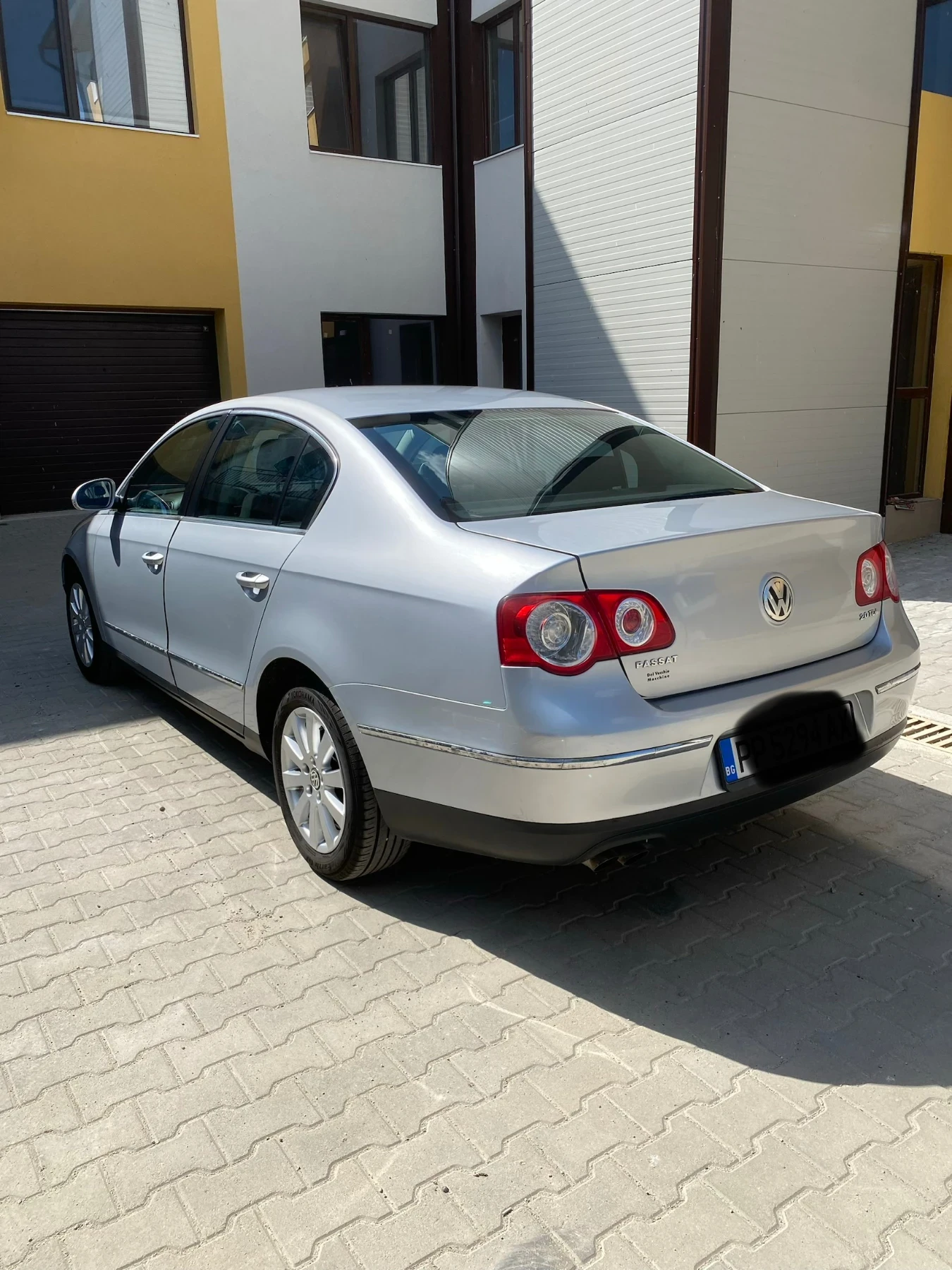 VW Passat, снимка 4 - Автомобили и джипове - 55545781