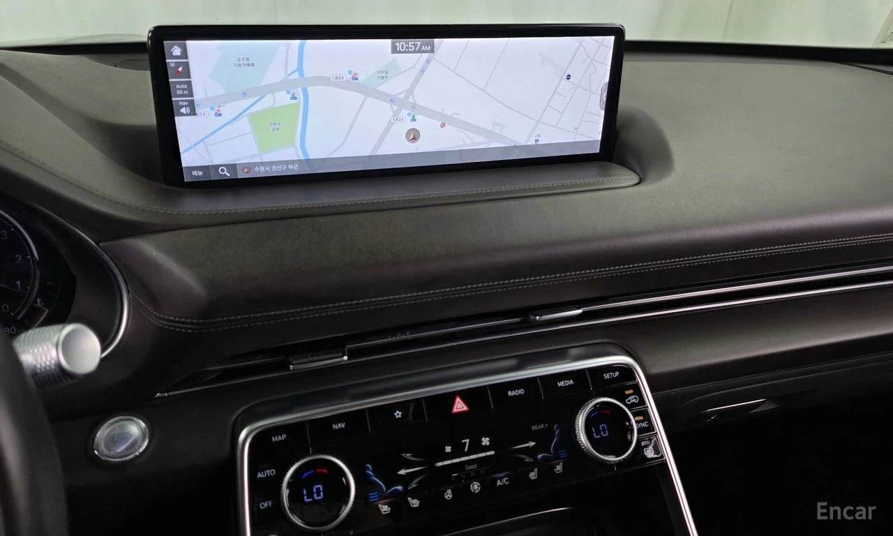 Genesis GV80 2.5T AWD* DISTRONIC* МАСАЖ* ВАКУУМ* ОБДУХВАНЕ* , снимка 11 - Автомобили и джипове - 55688962