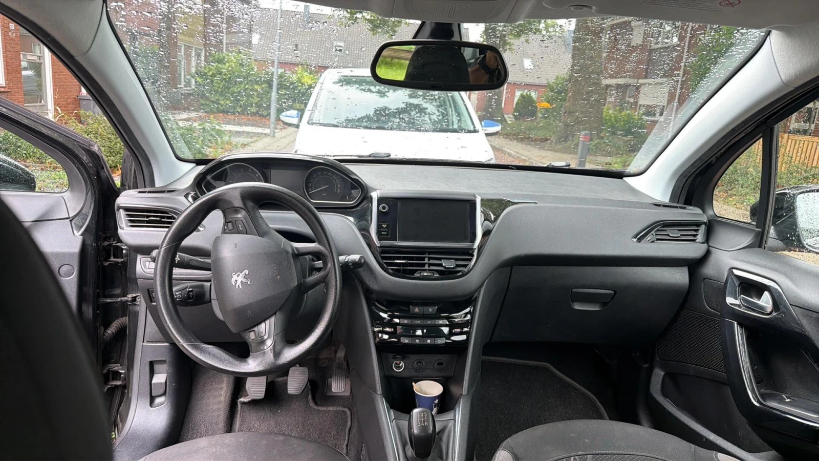 Peugeot 208 1.2 2013 , снимка 6 - Автомобили и джипове - 56357475