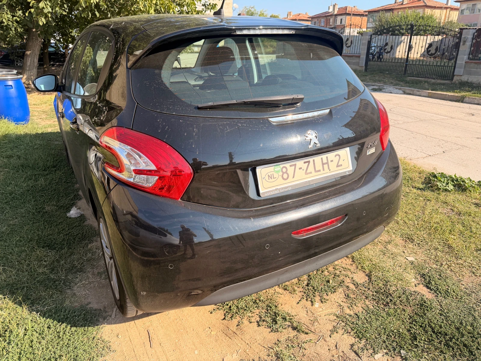 Peugeot 208 1.2 2013 , снимка 5 - Автомобили и джипове - 56357475