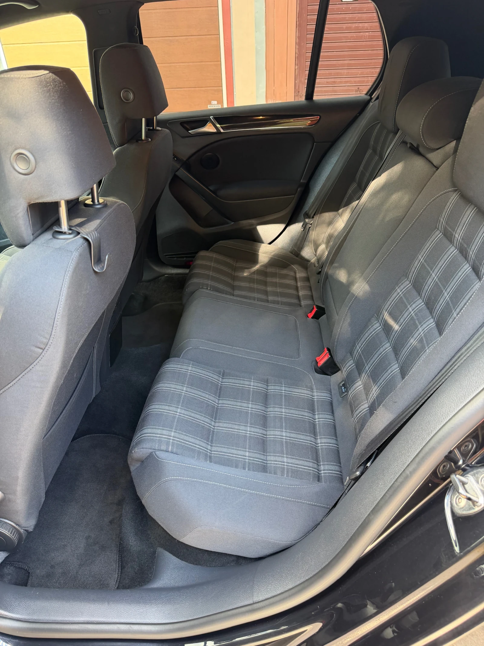 VW Golf 2.0 GTD, снимка 9 - Автомобили и джипове - 56434052