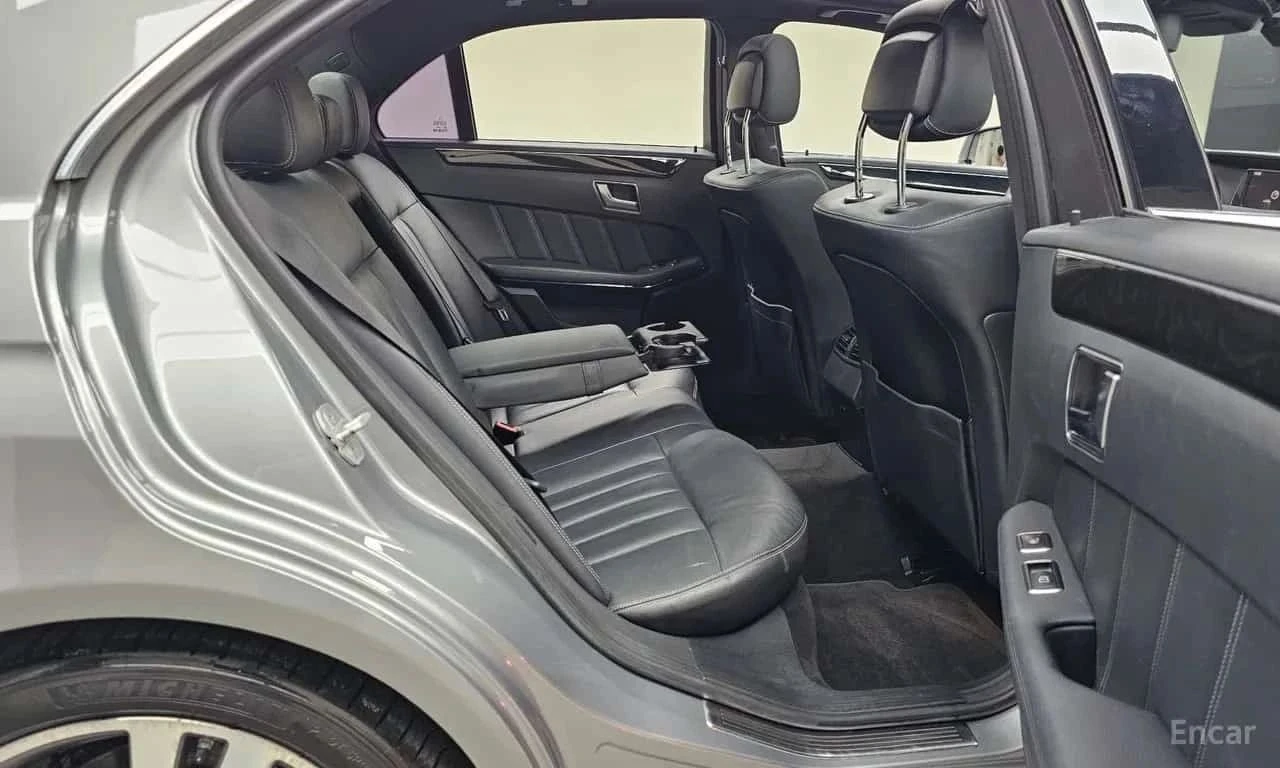 Mercedes-Benz E 300 | Mobile.bg � ����������� 12