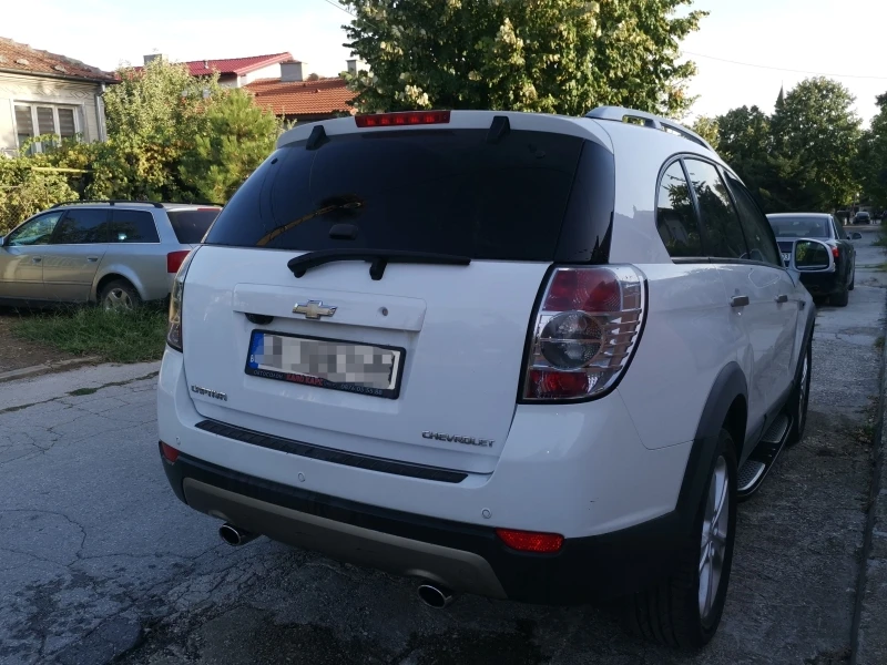 Chevrolet Captiva Джип, снимка 3 - Автомобили и джипове - 41830888