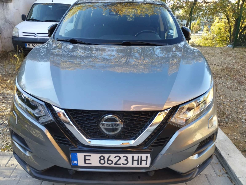 Nissan Qashqai 1.2 DIG-T, снимка 1 - Автомобили и джипове - 48037429