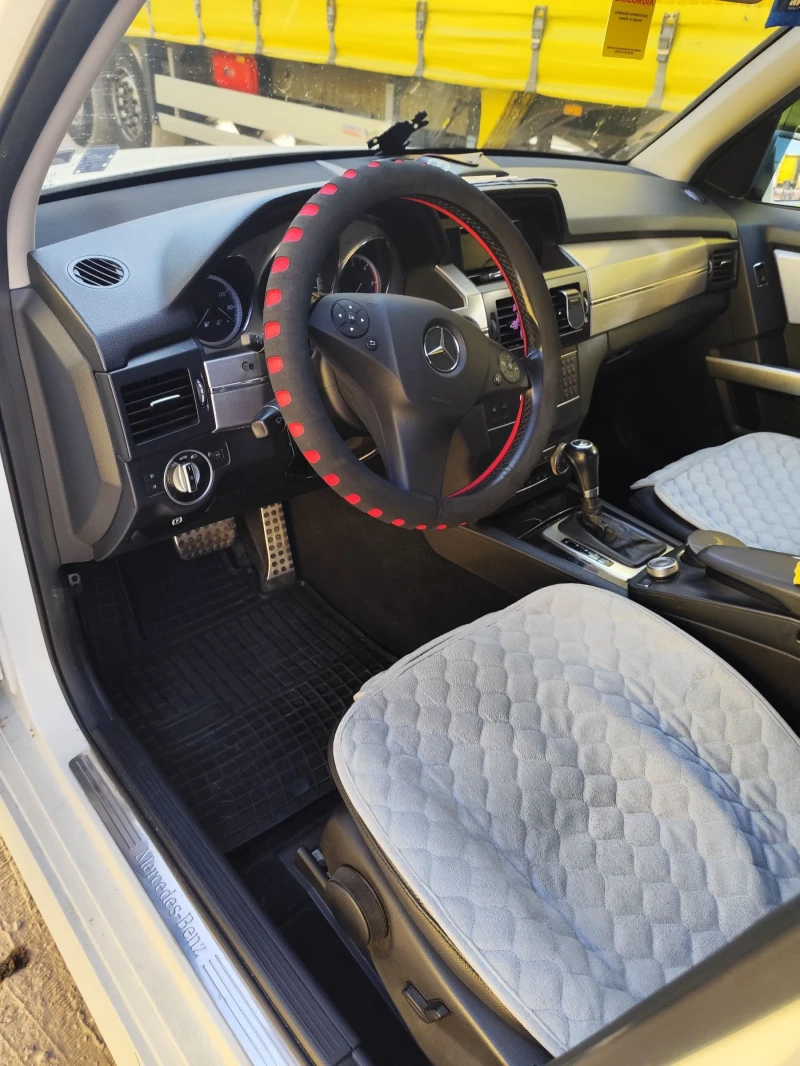 Mercedes-Benz GLK, снимка 12 - Автомобили и джипове - 53036062