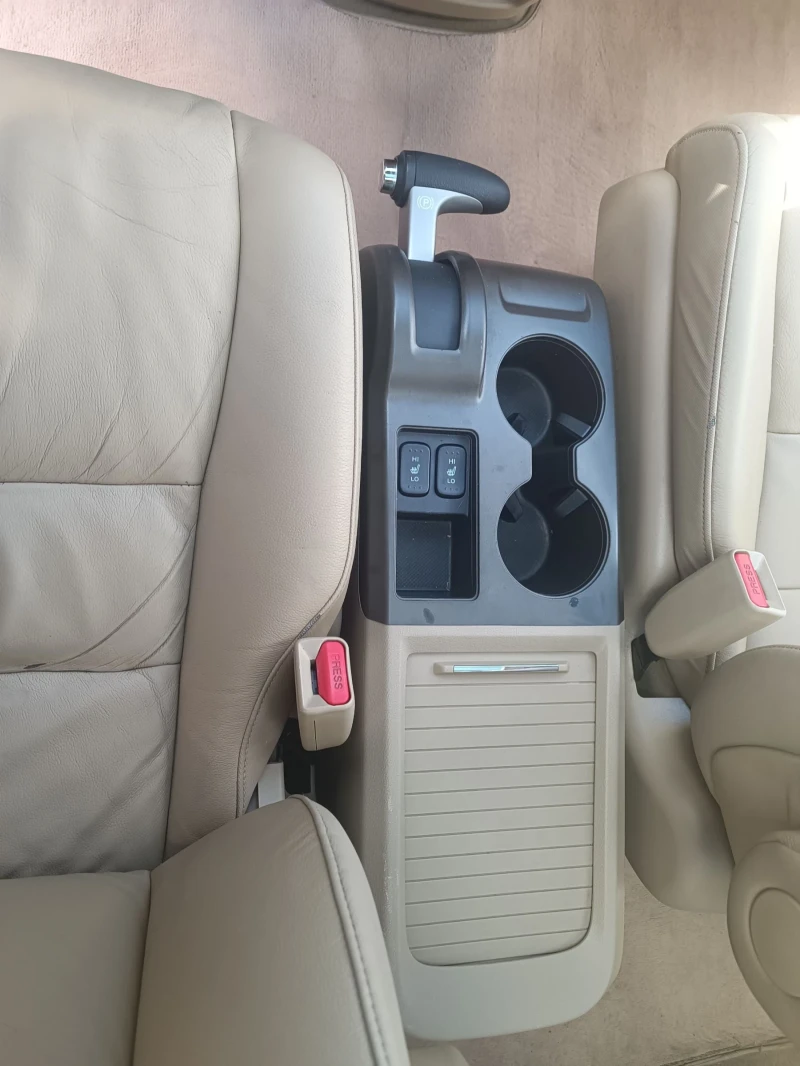 Honda Cr-v NAVI/КАМЕРА/ПАНОРАМА, снимка 9 - Автомобили и джипове - 51885290