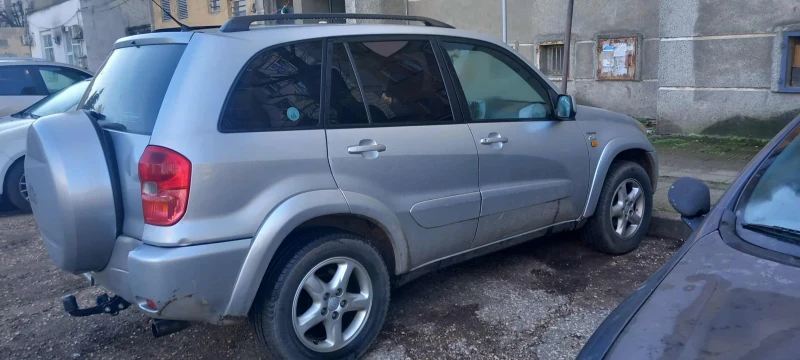 Toyota Rav4, снимка 2 - Автомобили и джипове - 52855819