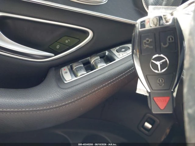 Mercedes-Benz GLC 43 AMG * 4MATIC* ПОДГРЕВ* ОБДУХВАНЕ* BURMESTER* ПАНОРАМА*, снимка 10 - Автомобили и джипове - 55132655