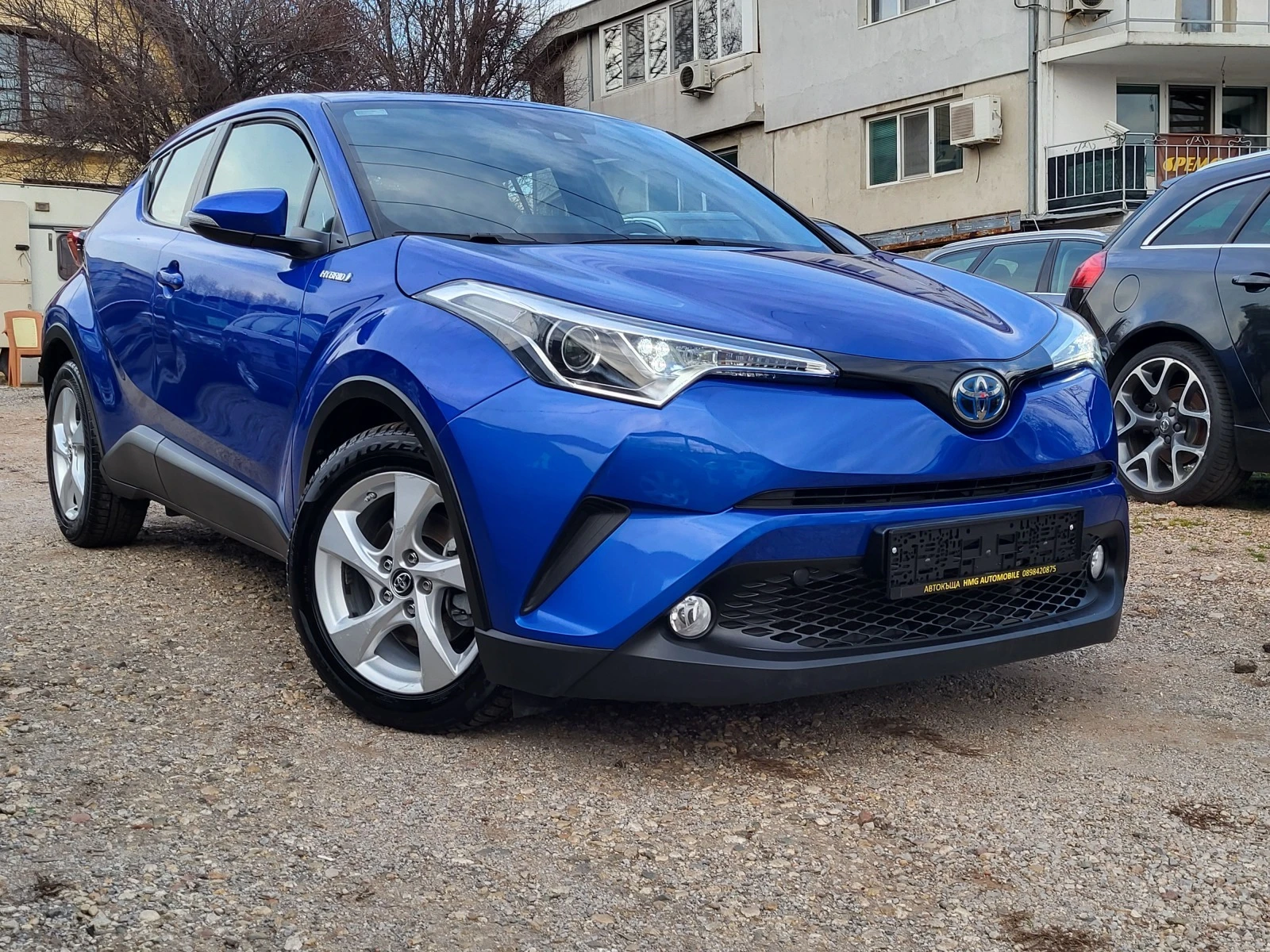 Toyota C-HR 1.8 HYBRID / В цената влиза и регистрация  !!! - [1] 