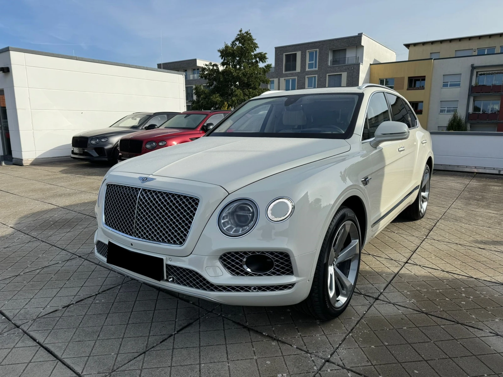 Bentley Bentayga 6.0 W12 - изображение 3