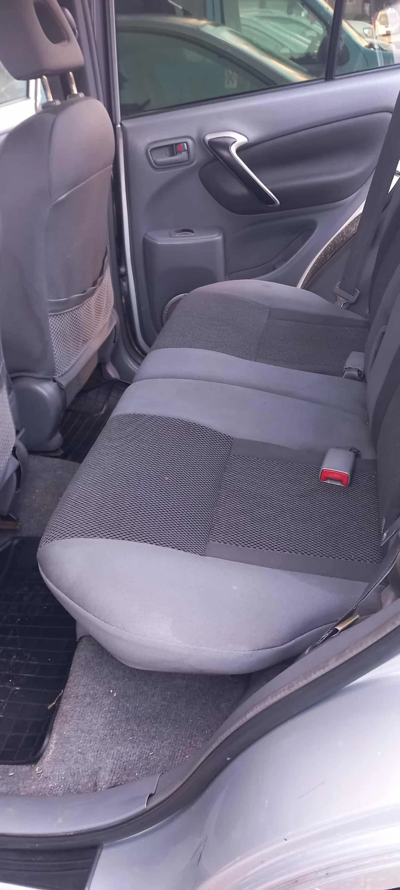 Toyota Rav4  - изображение 4