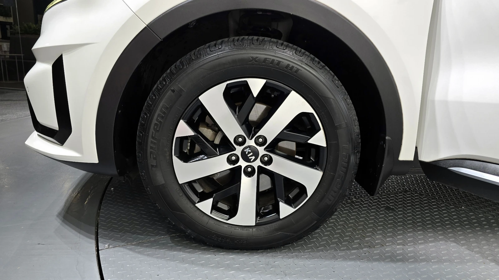 Kia Sorento 2.2 2WD TRENDY autogeorge.com - изображение 5