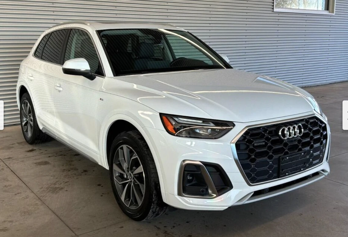 Audi Q5 2.0T* MATRIX* ДИГИТАЛНО* ТАБЛО* ПАНОРАМА* LANE* AS, снимка 3 - Автомобили и джипове - 53739462