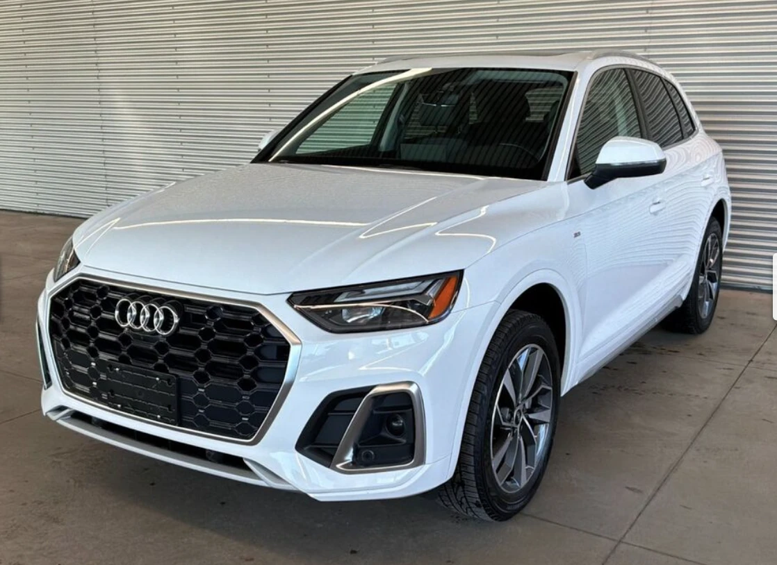 Audi Q5 2.0T* MATRIX* ДИГИТАЛНО* ТАБЛО* ПАНОРАМА* LANE* AS, снимка 4 - Автомобили и джипове - 53739462