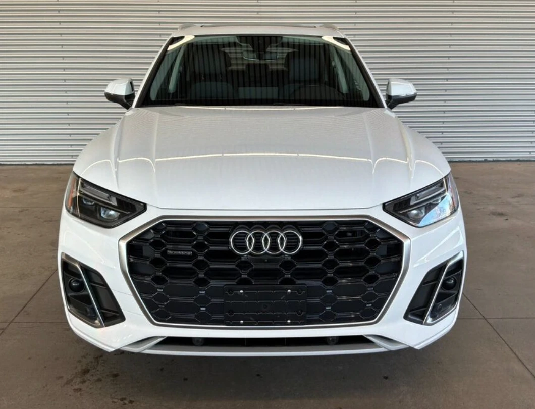 Audi Q5 2.0T* MATRIX* ДИГИТАЛНО* ТАБЛО* ПАНОРАМА* LANE* AS, снимка 6 - Автомобили и джипове - 53739462