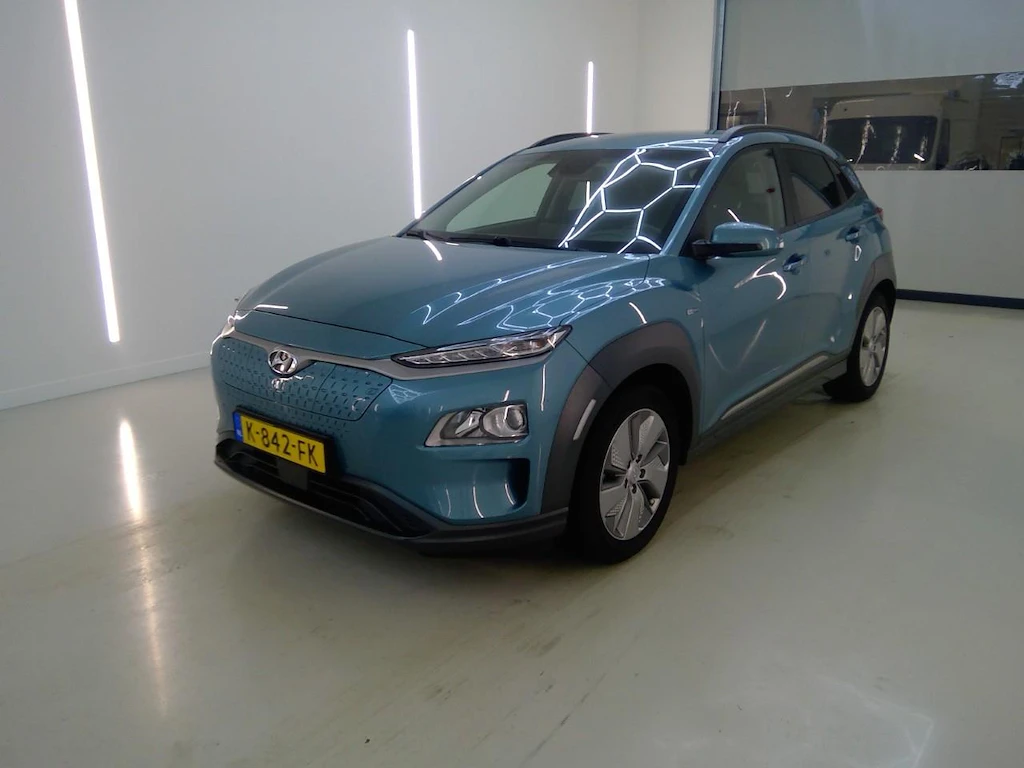 Hyundai Kona Fashion, снимка 2 - Автомобили и джипове - 53886456