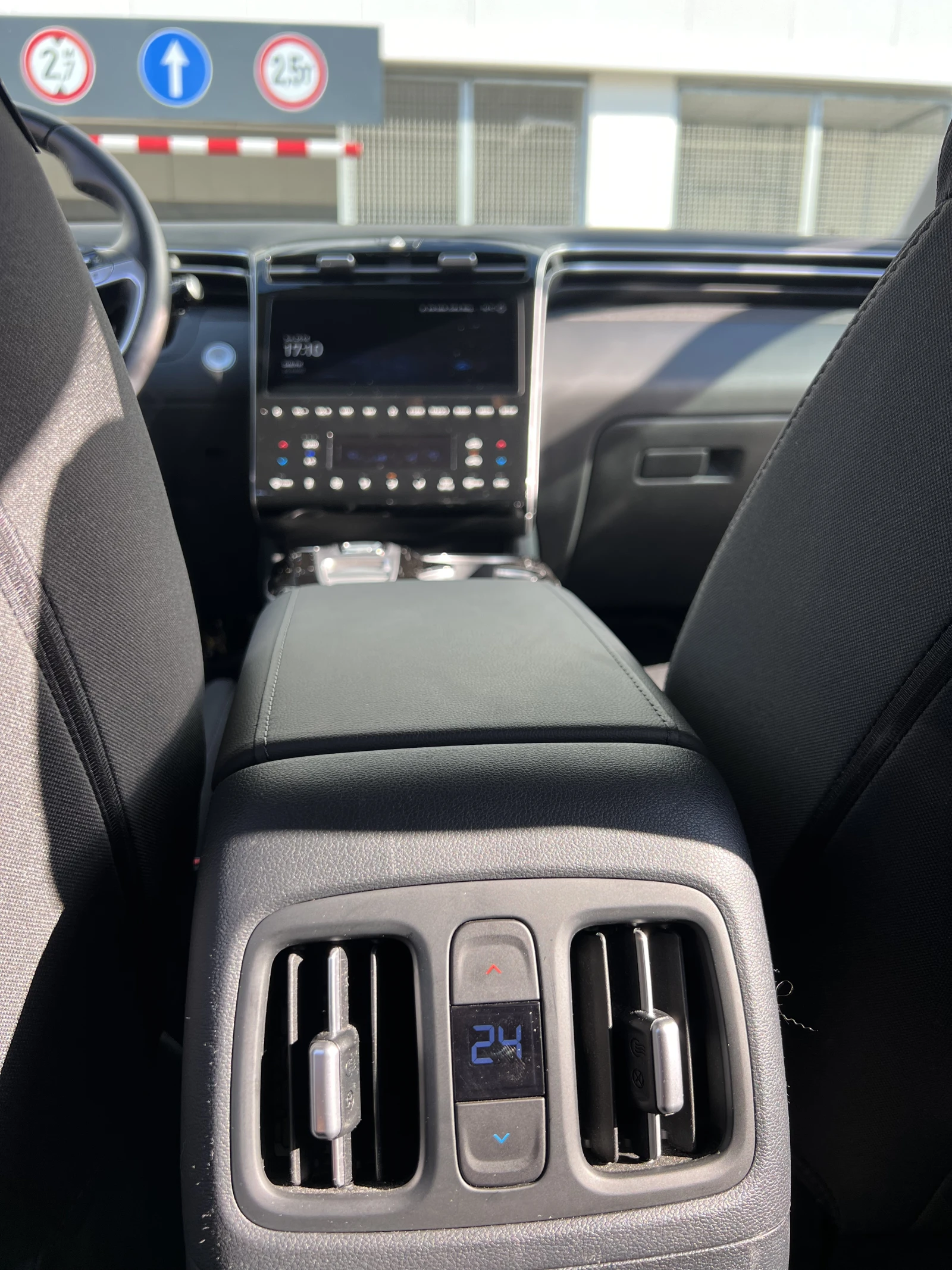 Hyundai Tucson Първи собственик, снимка 11 - Автомобили и джипове - 54102501