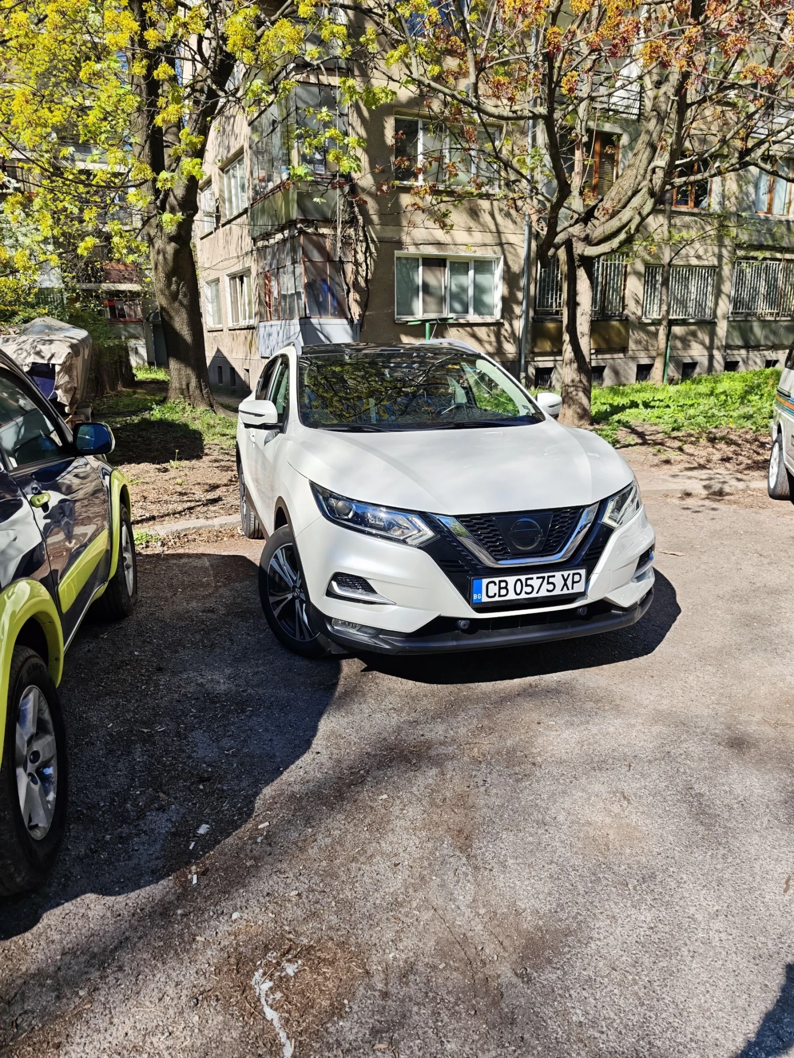 Nissan Qashqai, снимка 3 - Автомобили и джипове - 54245718