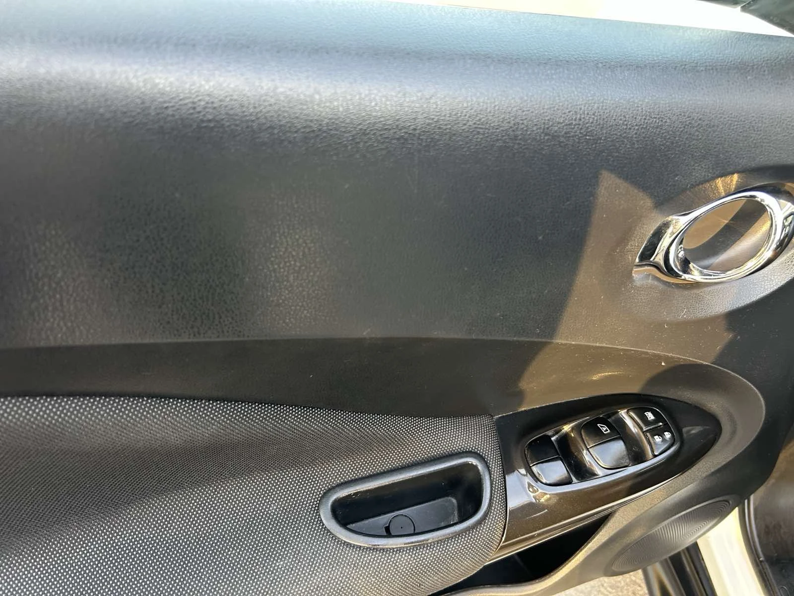 Nissan Juke, снимка 7 - Автомобили и джипове - 54561552