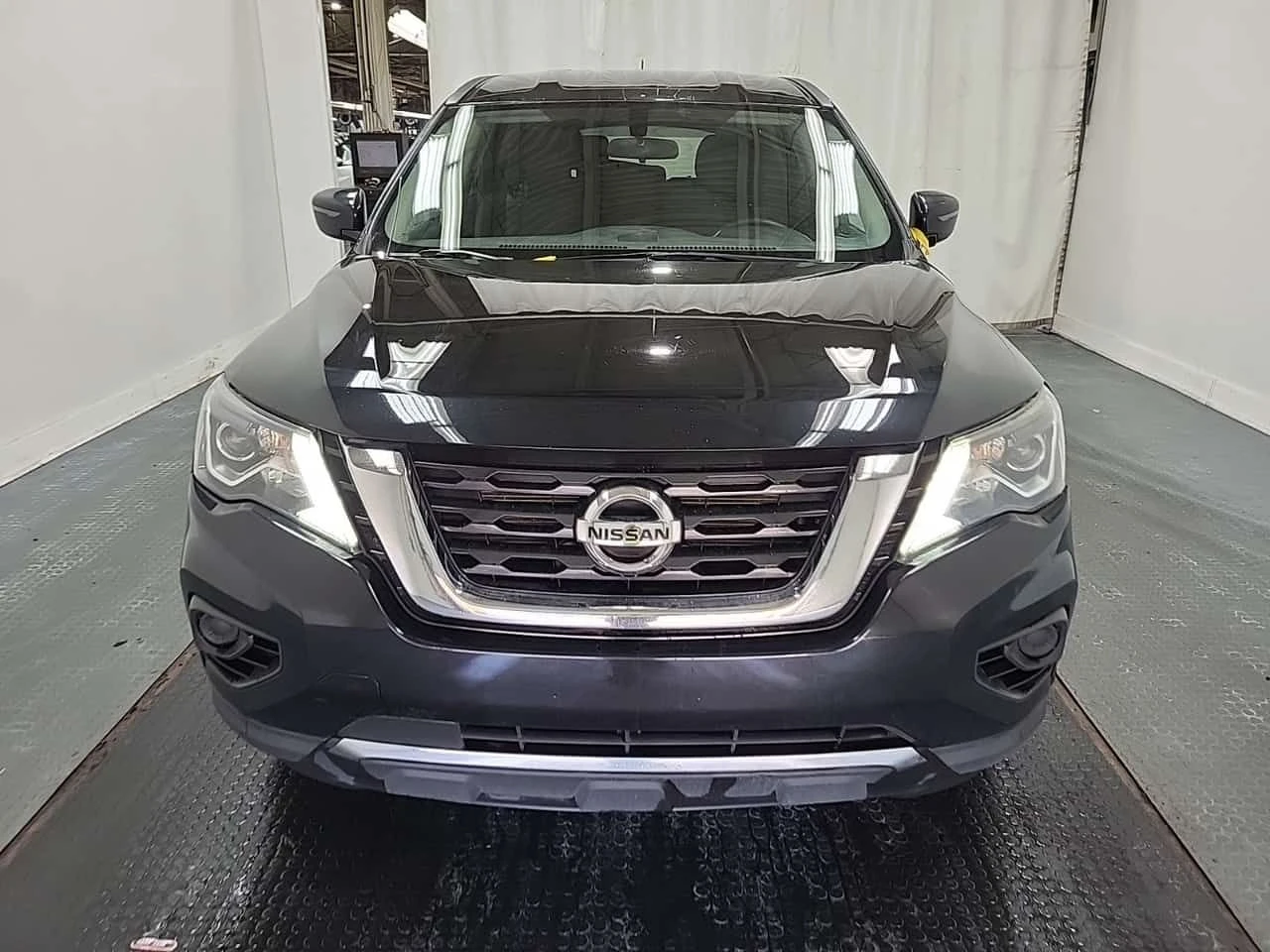 Nissan Pathfinder | CARFAX| АВТОКРЕДИТ БЕЗ ПЪРВОНАЧАЛНА ВНОСКА, снимка 2 - Автомобили и джипове - 54656410