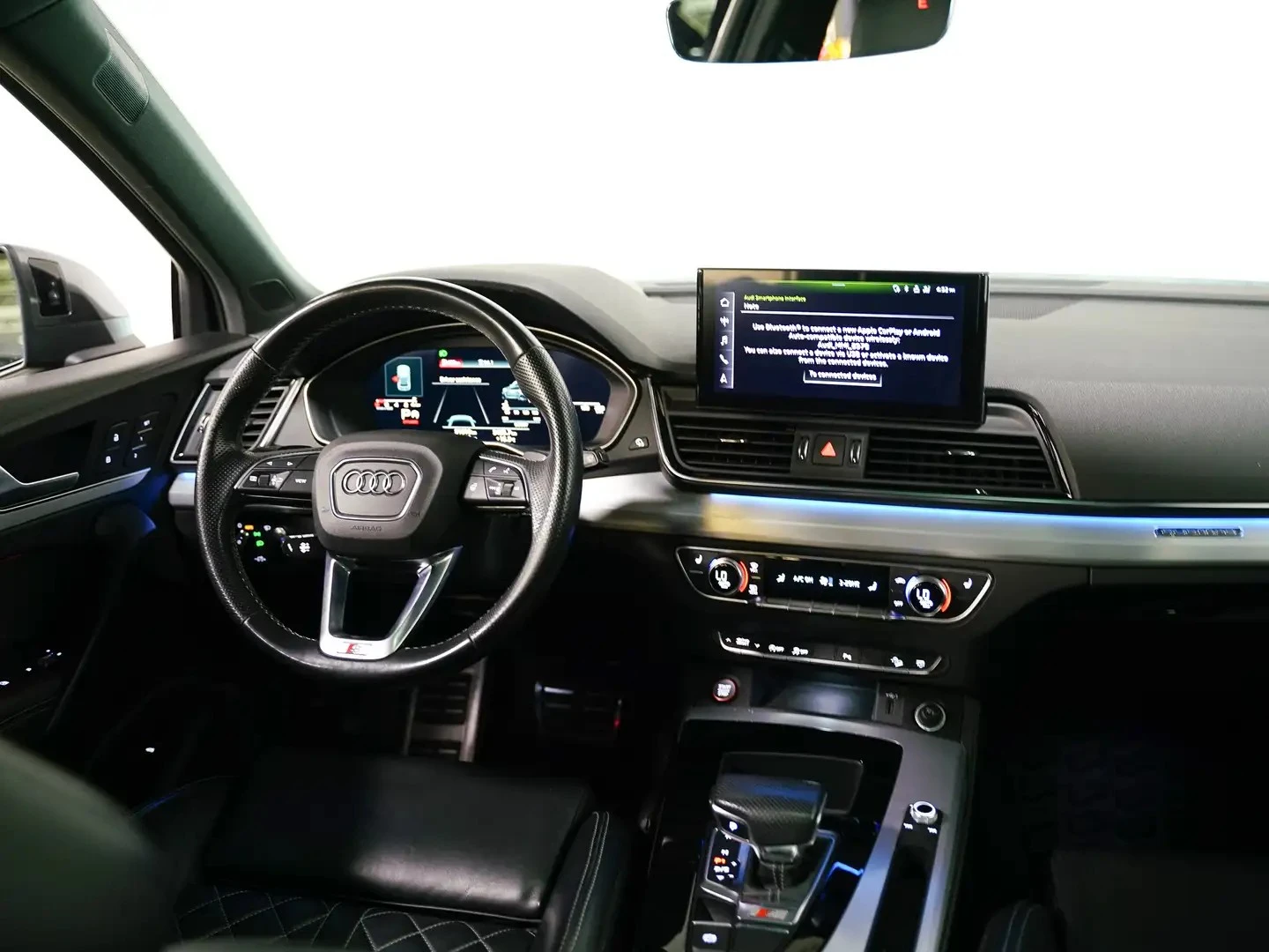 Audi SQ5 TECHNIK/BLACK PKG/B&O, снимка 8 - Автомобили и джипове - 55415304
